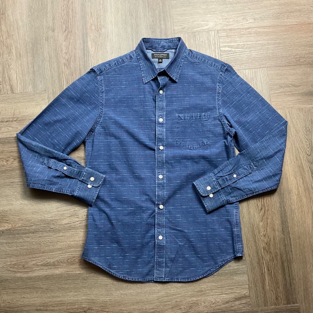 Banana Republic Shirt Mens Medium Blue Chambray Soft Wash Tailored Slim Fit Dash